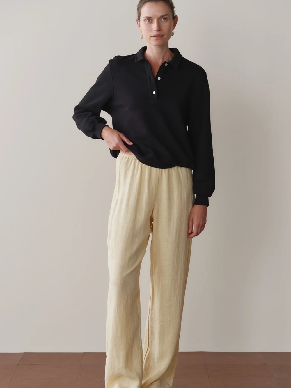 Women’s linen drawstring pants in butter